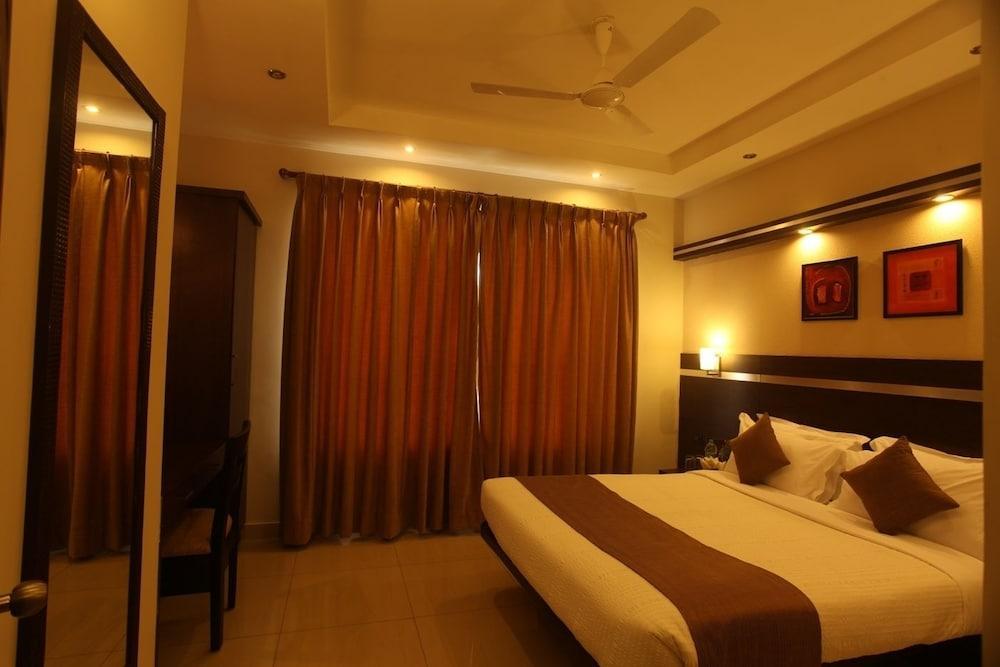 Hotel Nagarjuna Suites Бангалор Экстерьер фото